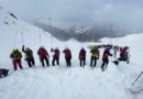 2 skiers killed, 5 hurt in northern Italy avalanche